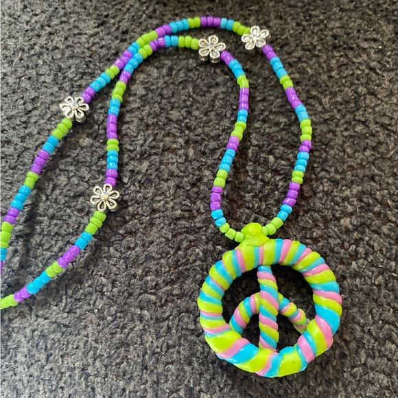 Peace Sign Hippie Beaded Necklace Hand Made - Picture 1 of 4